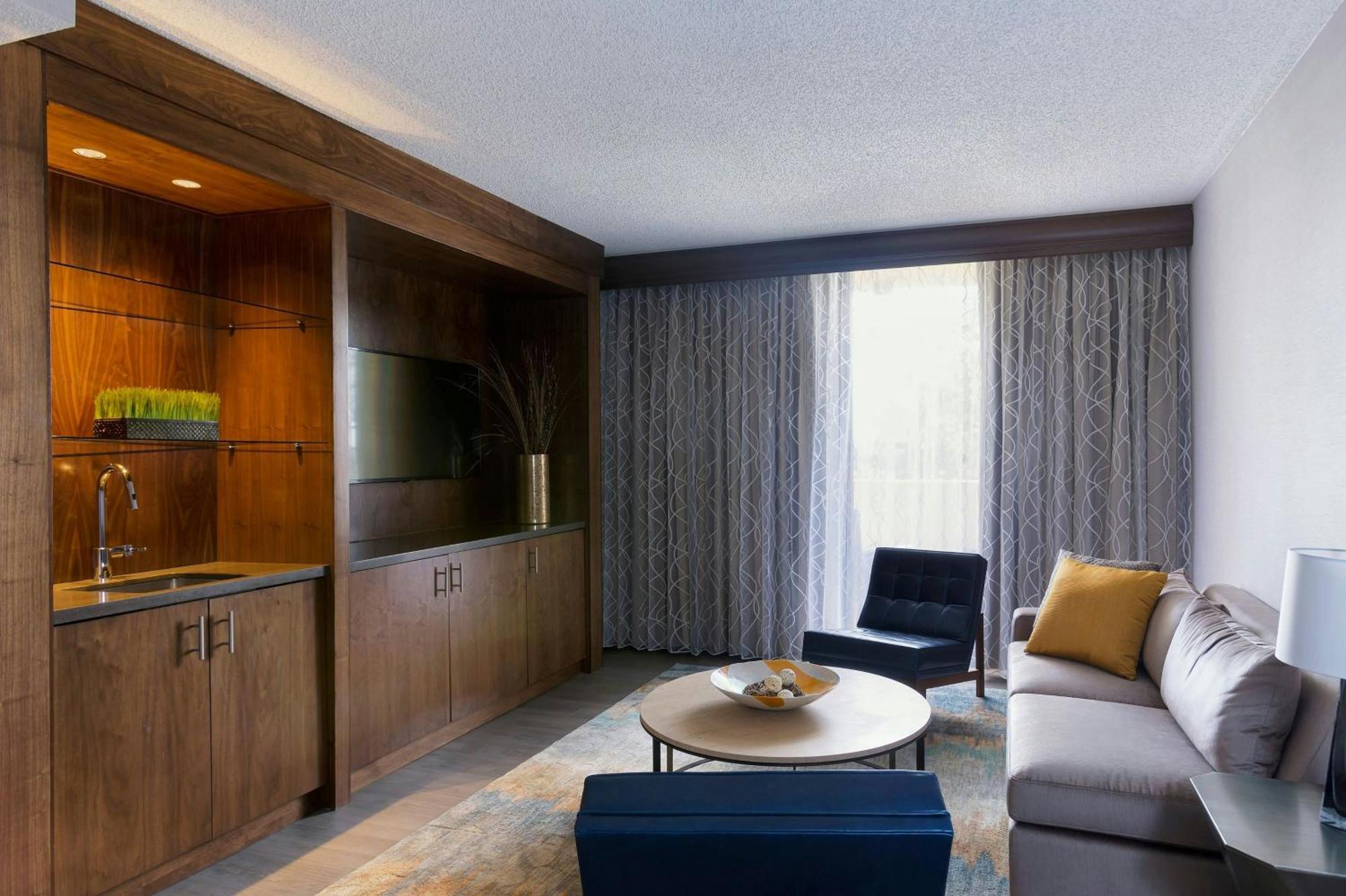 Greensboro-High Point Marriott Airport Esterno foto